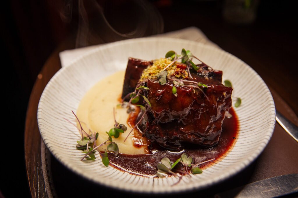 Costela Ao Vinho do Restaurante Magnólia